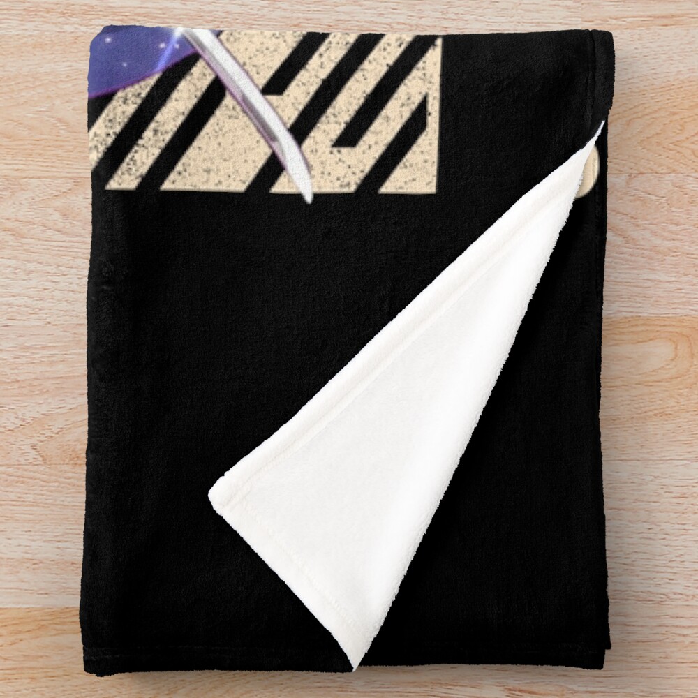 One Piece Shanks Throw Blanket - Image 2